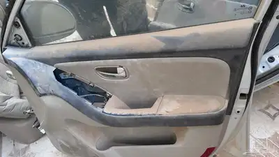 للبيع قطع غيار هونداي النترا من 2007 حتى 2012 18