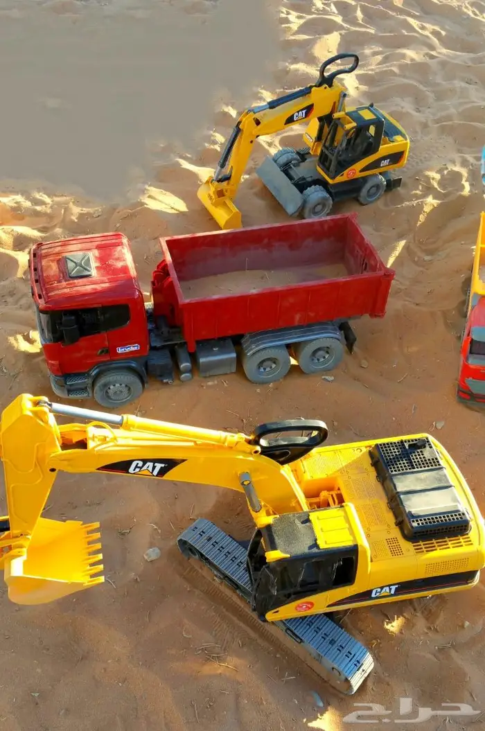 مجسمات سيارات حديد شبه جديدة_شاحنات وشيولاتbruder الألمانية 13