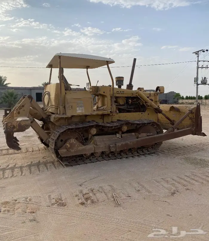 بلدوزر كتربلر للبيع او البدل 1