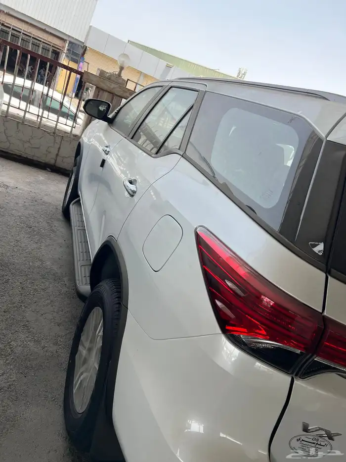 تويوتا فورتشنر 2025VX 0