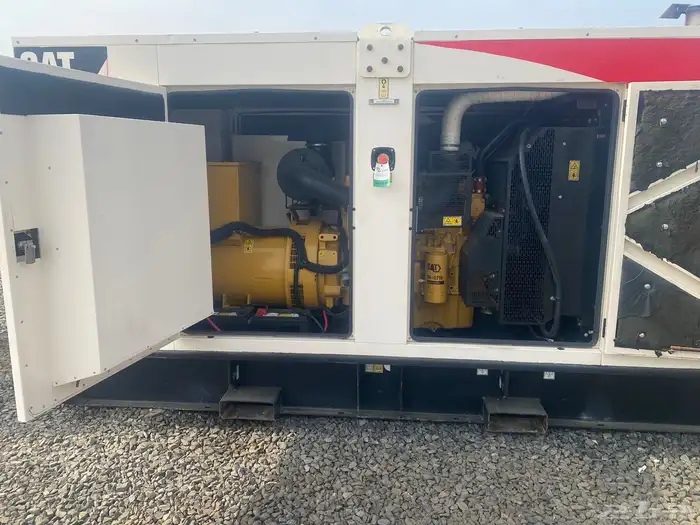 Caterpillar generators with panels and installation 3