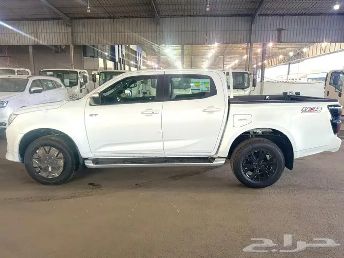 ايسوزو غمارتين GT فل كامل 2024 افضل الاسعار 7