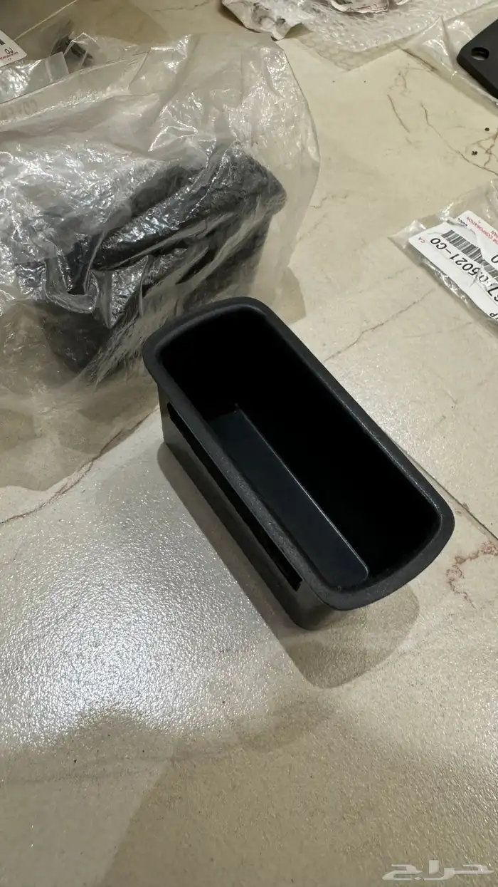 للبيع قطع جيب صالون لاند كروزر 98-2007 14