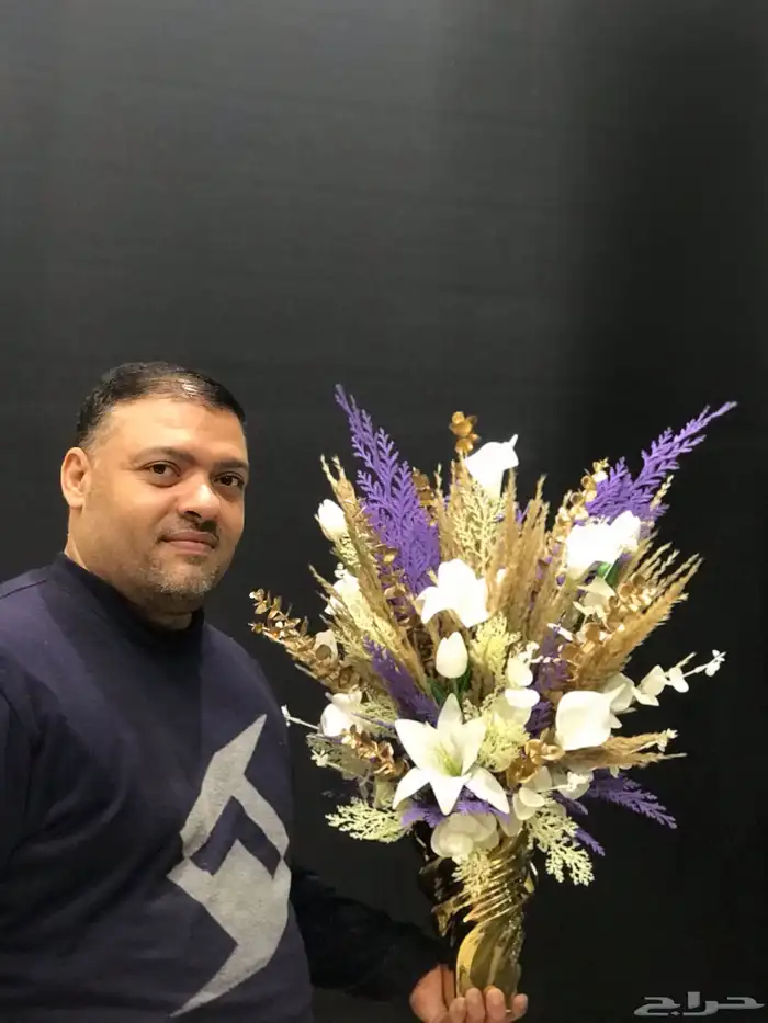 منسق ورد وخطاط مصري خبره8سنوات 38