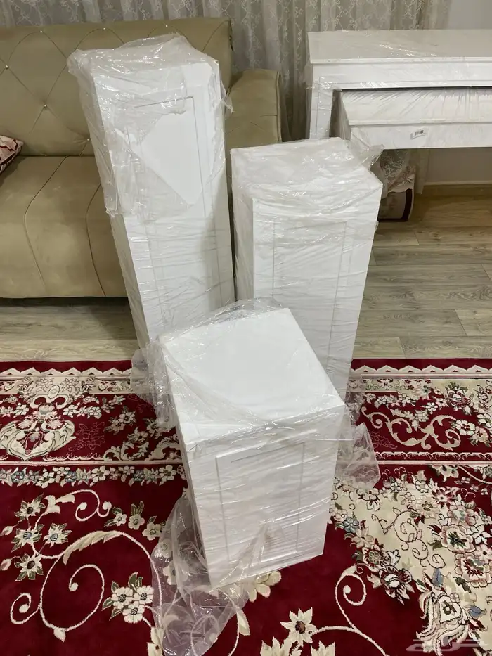 طاولات استقبال ايجار طاولات توزيعات حفلة اطفال مداخل ابيض 3