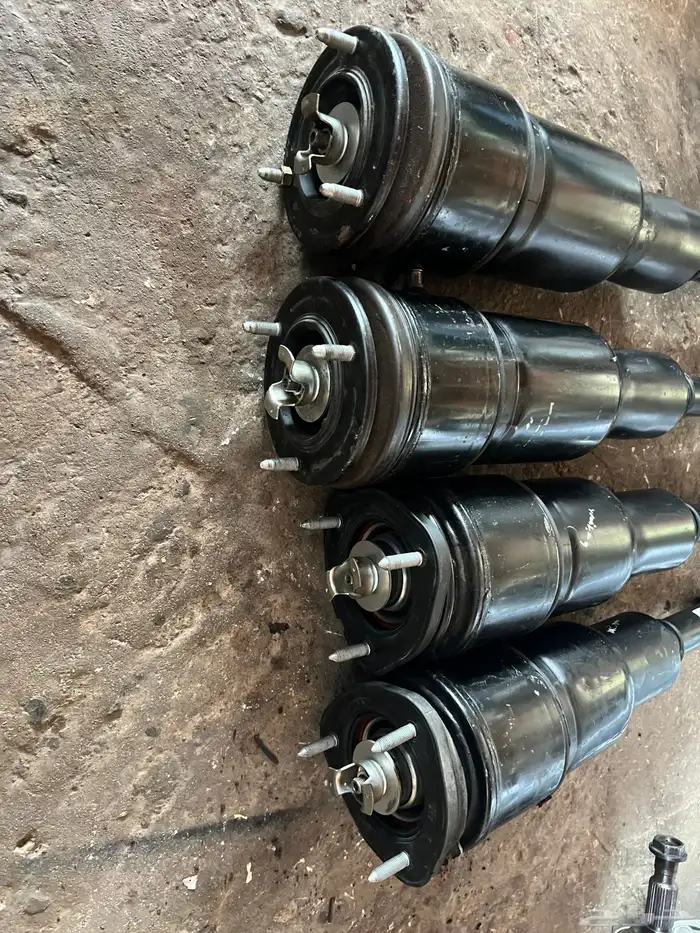 مساعدات هيدرلك لكزس LS-2013-2019 4