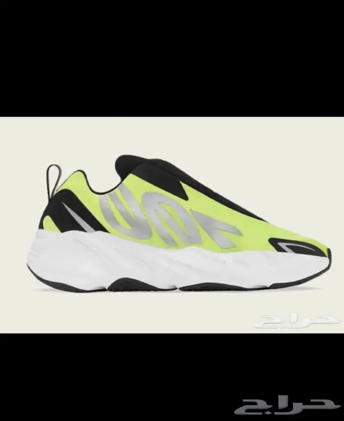 شوز ييزي اصلي جديد Yeezy brand new 700 0