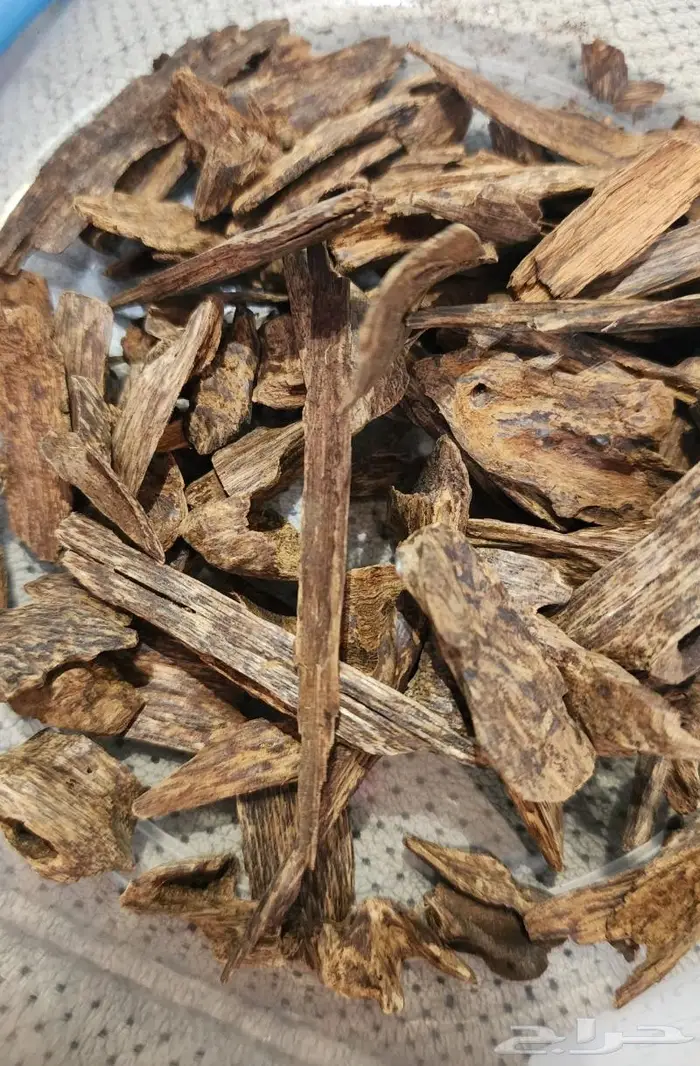 عود ماليزي قديم جدا درجته دبل سوبر 6