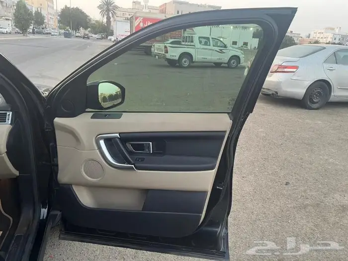 لاند روفر ديسكفري سبورت 2015 HSE اعلى فئة 24