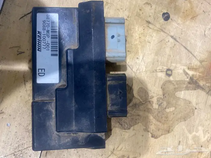 للبيع قطع مستخدمه هوندا cbr1000 7