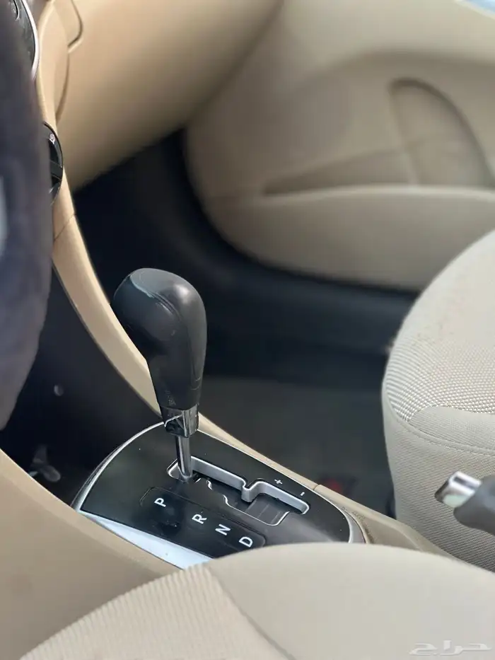 اكسنت مديل 2012 تم البيع 26