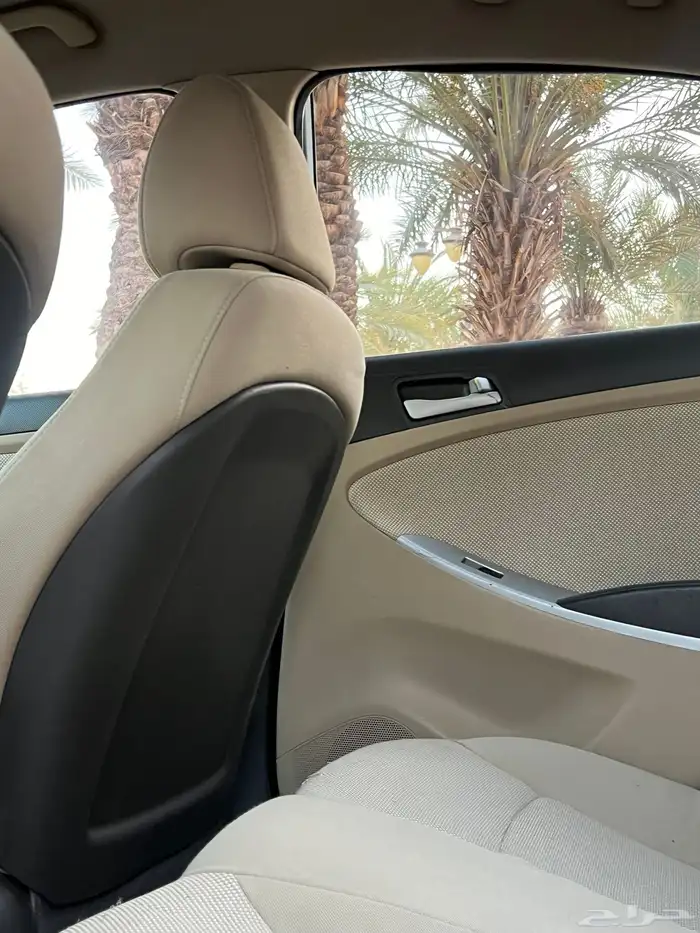 اكسنت مديل 2012 تم البيع 28