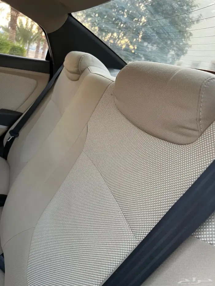 اكسنت مديل 2012 تم البيع 25