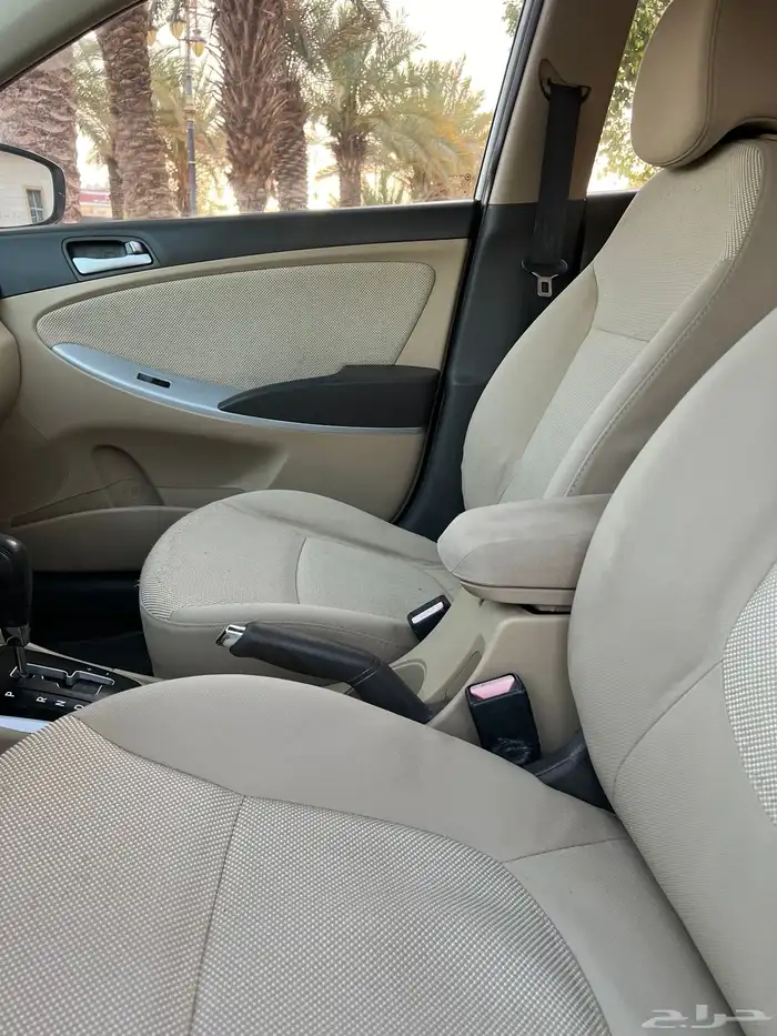 اكسنت مديل 2012 تم البيع 23