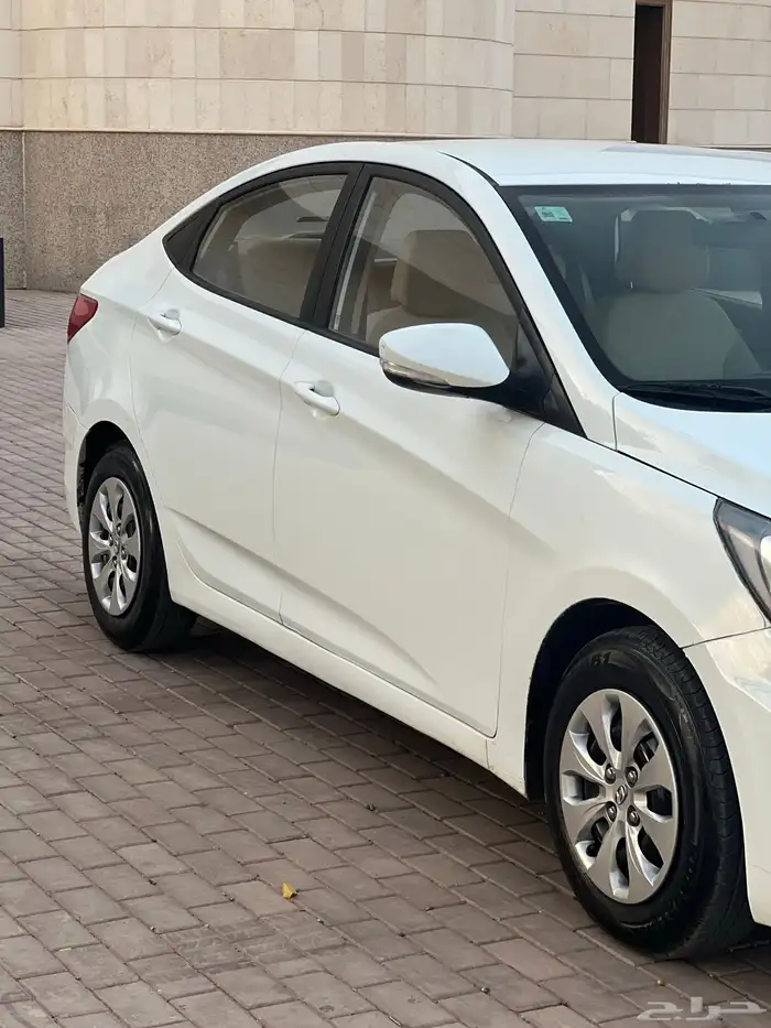 اكسنت مديل 2012 تم البيع 17