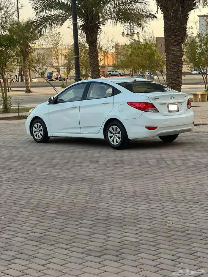 اكسنت مديل 2012 تم البيع 5