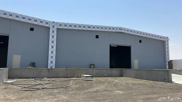 إنشاء وتنفيذ مستودعات نموذجية نجران 25