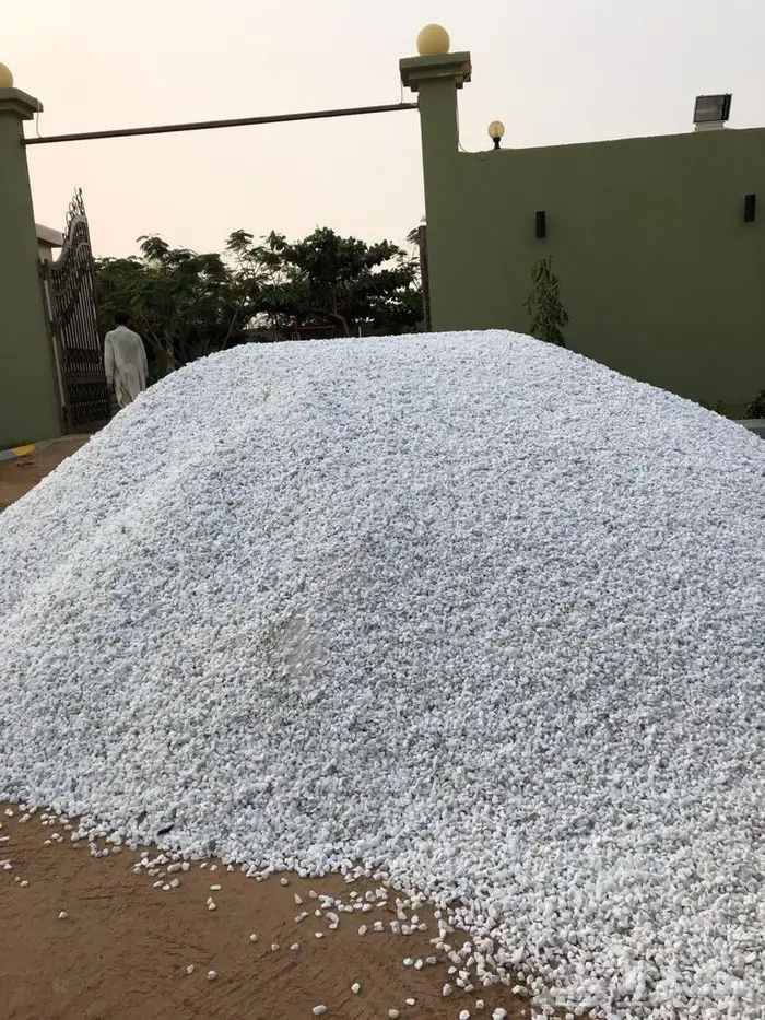 بحص ابيض كسر رخام رمل احمر 19