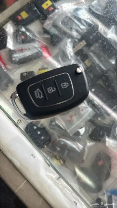 نسخ مفاتيح سيارات وبرمجة ريموتات بصمه فتح ابواب شقق 4