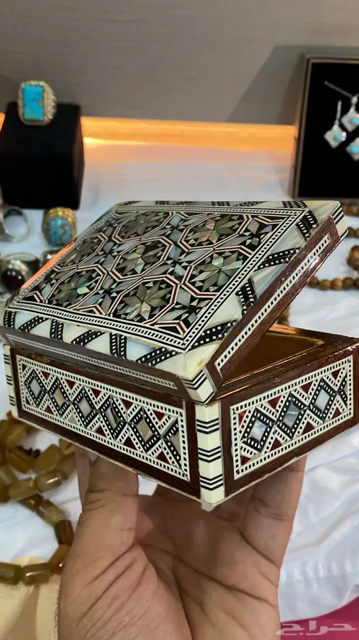 علبه مجوهرات من الصدف البحري الطبيعي 1