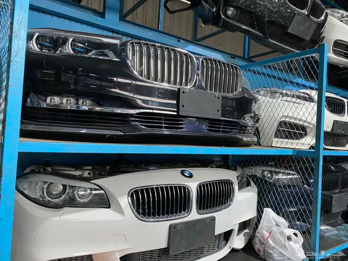 قطع بي ام دبليو جميع الاحجام لجميع الموديلات 25