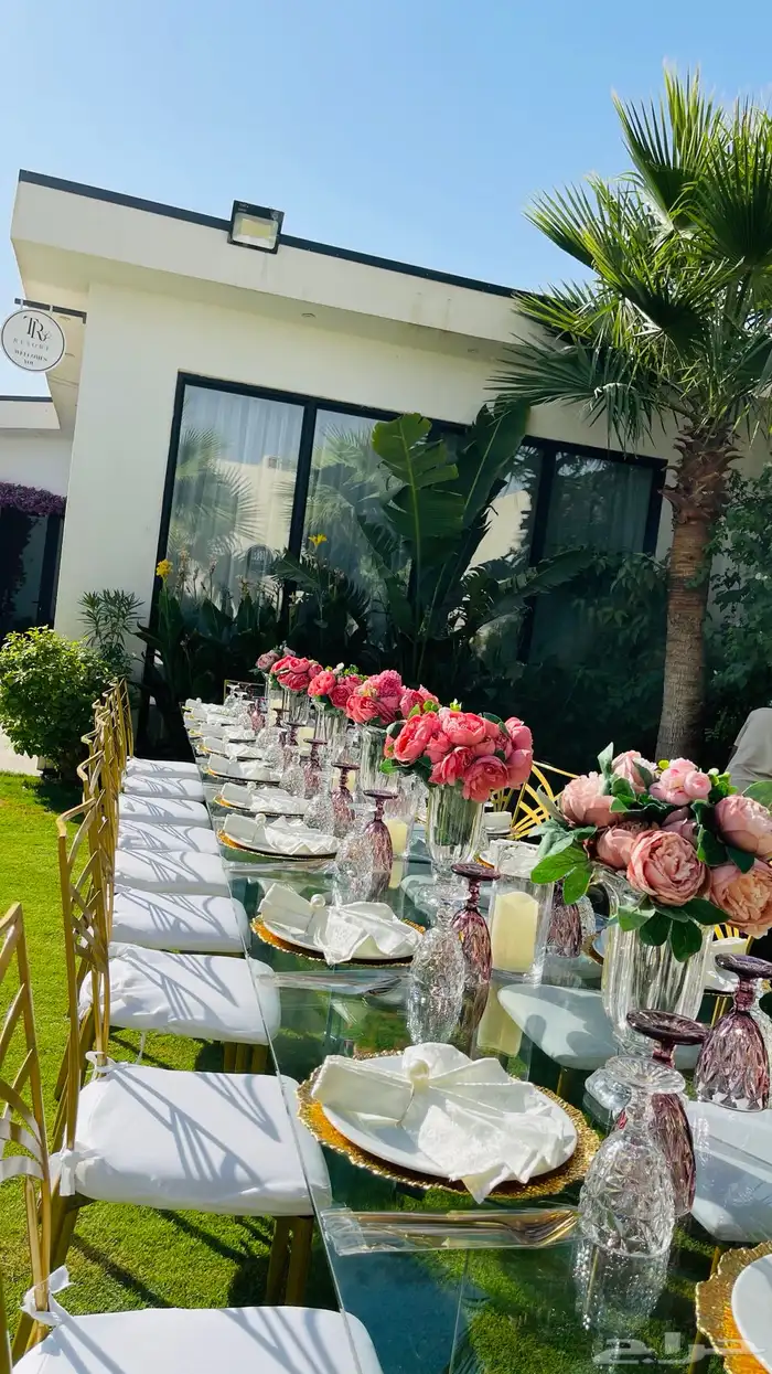 طاولات طعام تاجير 2