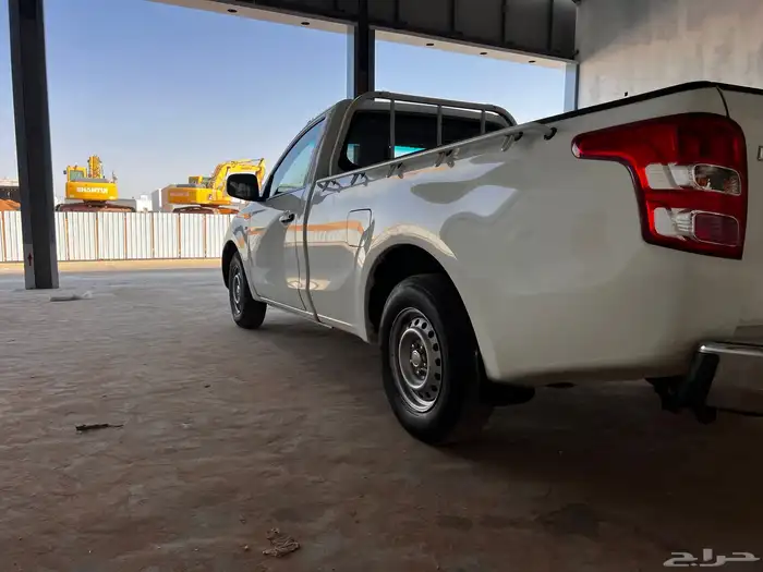مستوبيشي L200 غمارة بنزين 16