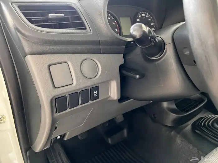 مستوبيشي L200 غمارة بنزين 33