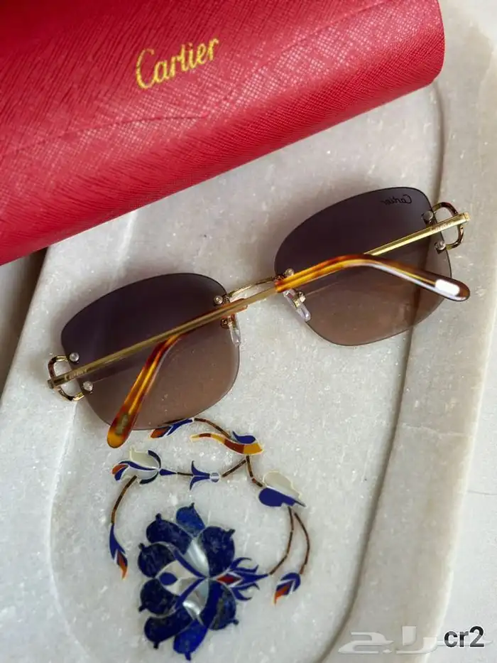 حقيبة قوتشي نظارت أكسسوارات ت كمل أناقتك  وت عب ر عن شخصيتك. 2