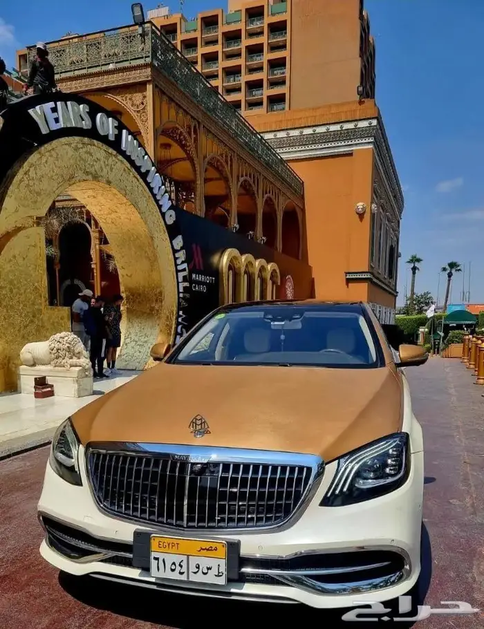جميع فئات السيارات مع استقبال من الطائرة 4