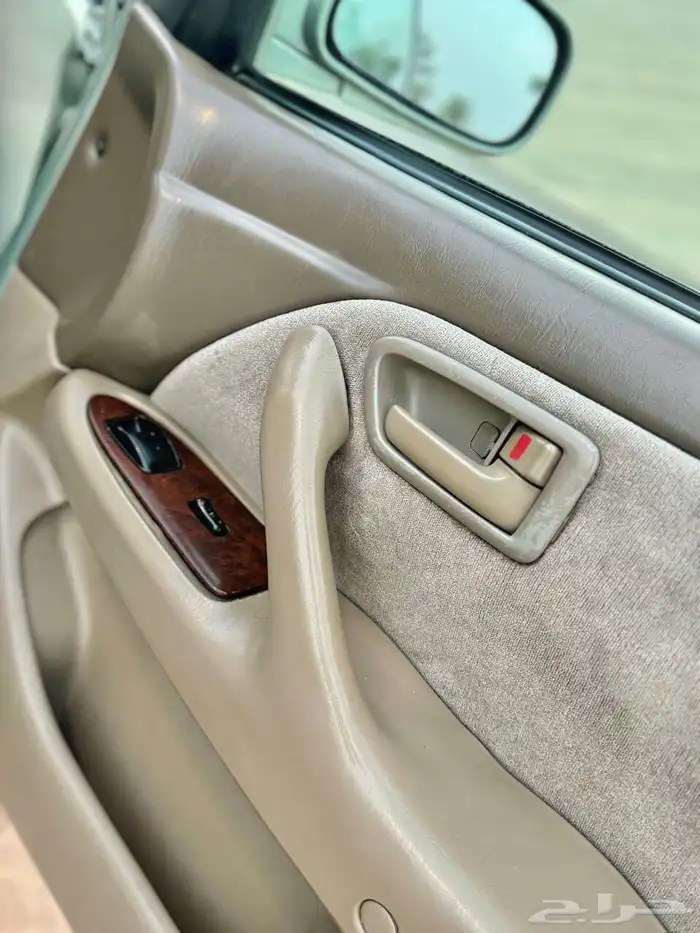 كامري 2002 بلد ( مباع ) 61