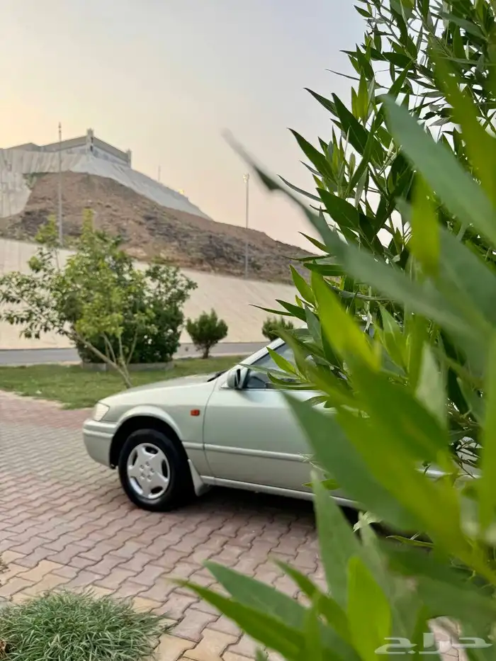 كامري 2002 بلد ( مباع ) 23