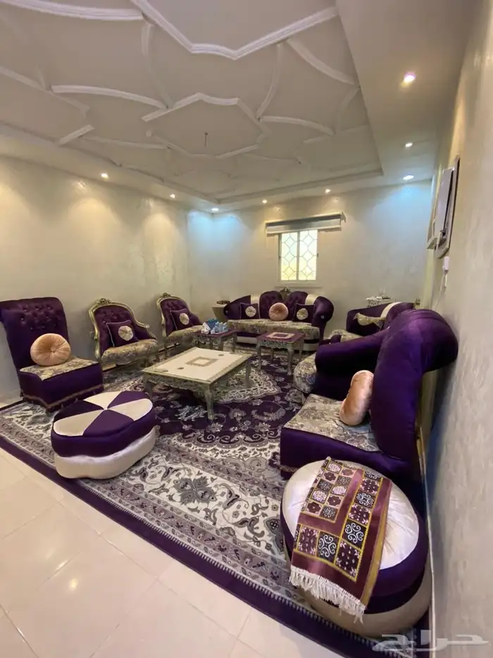 كنب للبيع وبسعر مميز و رخيص ومناسب جدا  300 1