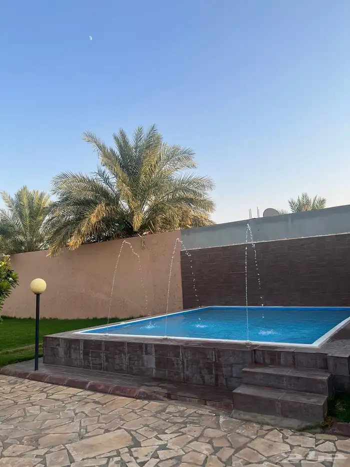 منتجع للايجار عروض 5