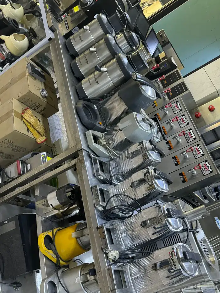 مكاين قهوة اسبريسو ايطالي مستهمل نضيف شبه جديد 11