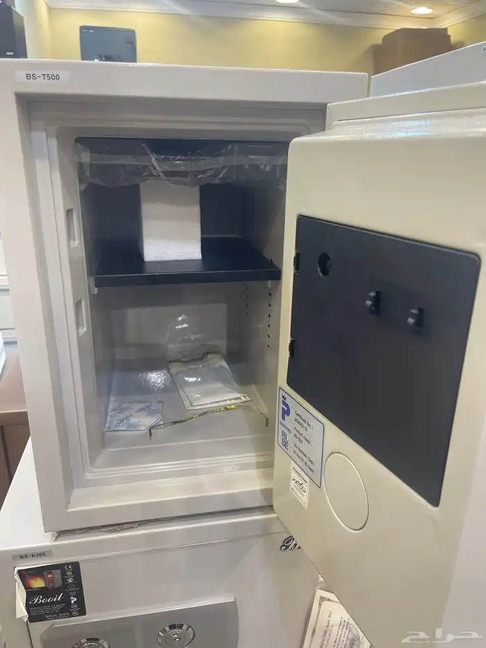 خزنة نقود ( توصيل مجانا ) 25