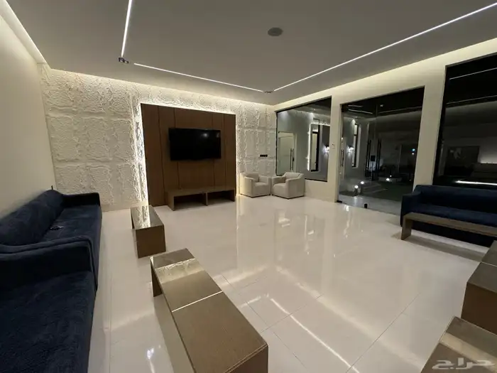 استراحة للبيع في خميس مشيط 11