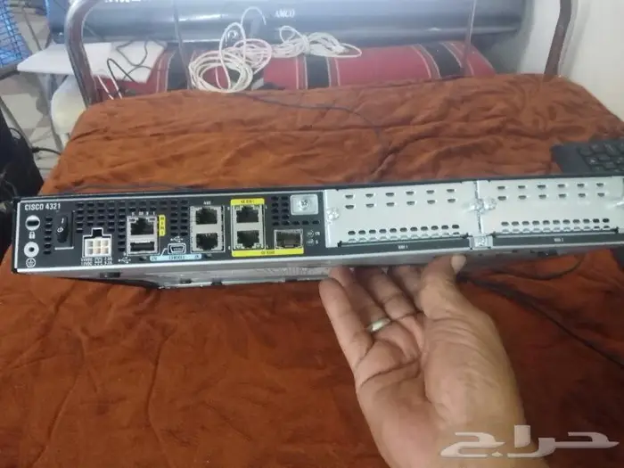 راوتر سيسكو مستعمل موديل 4321 بحال جيدة 0