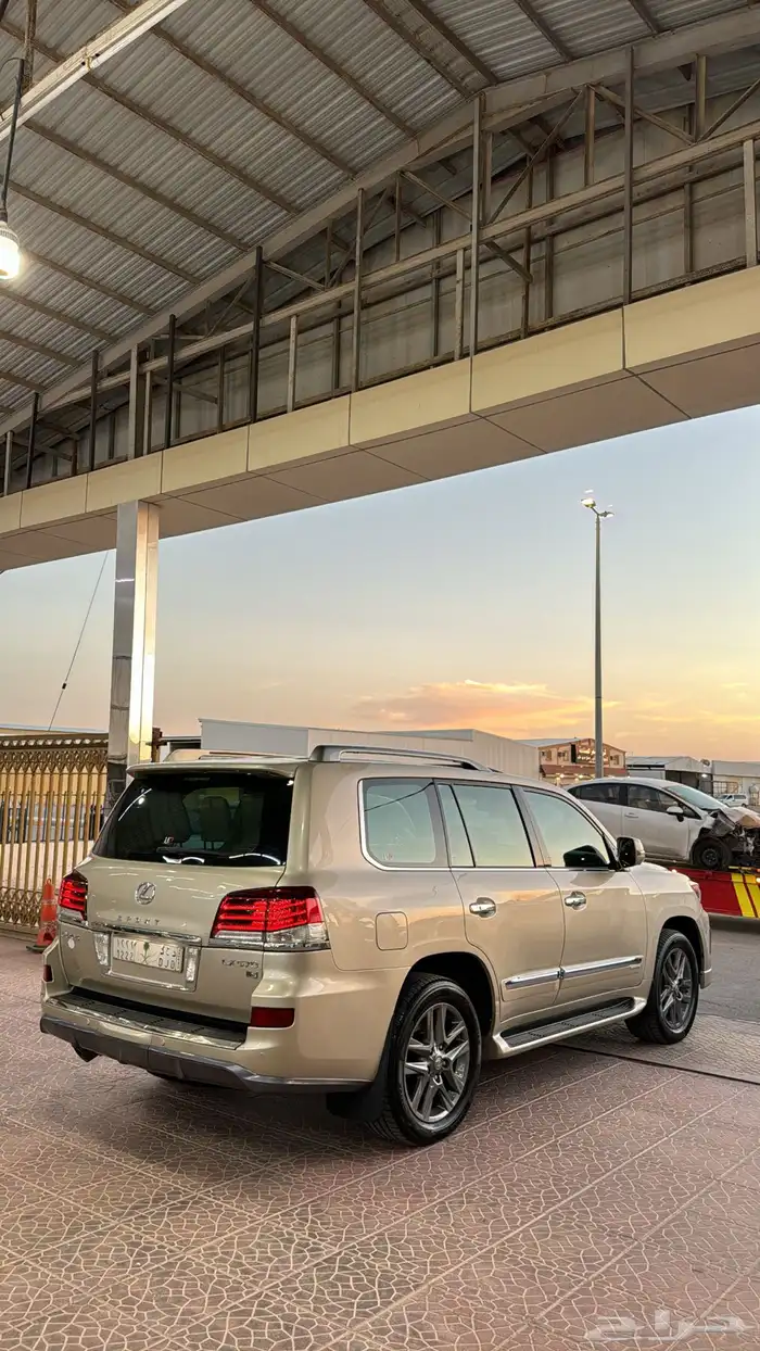 لكزس 2013 سعودي (( LX570 )) (( تم البيع )) 24