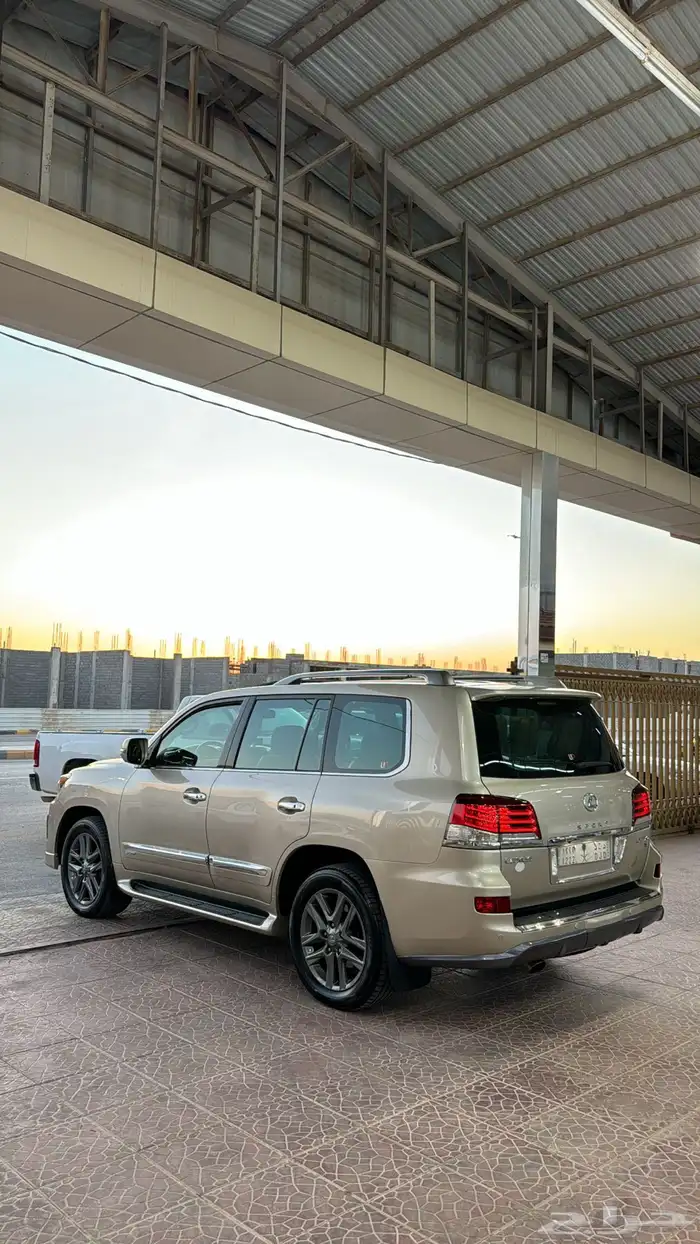 لكزس 2013 سعودي (( LX570 )) (( تم البيع )) 23
