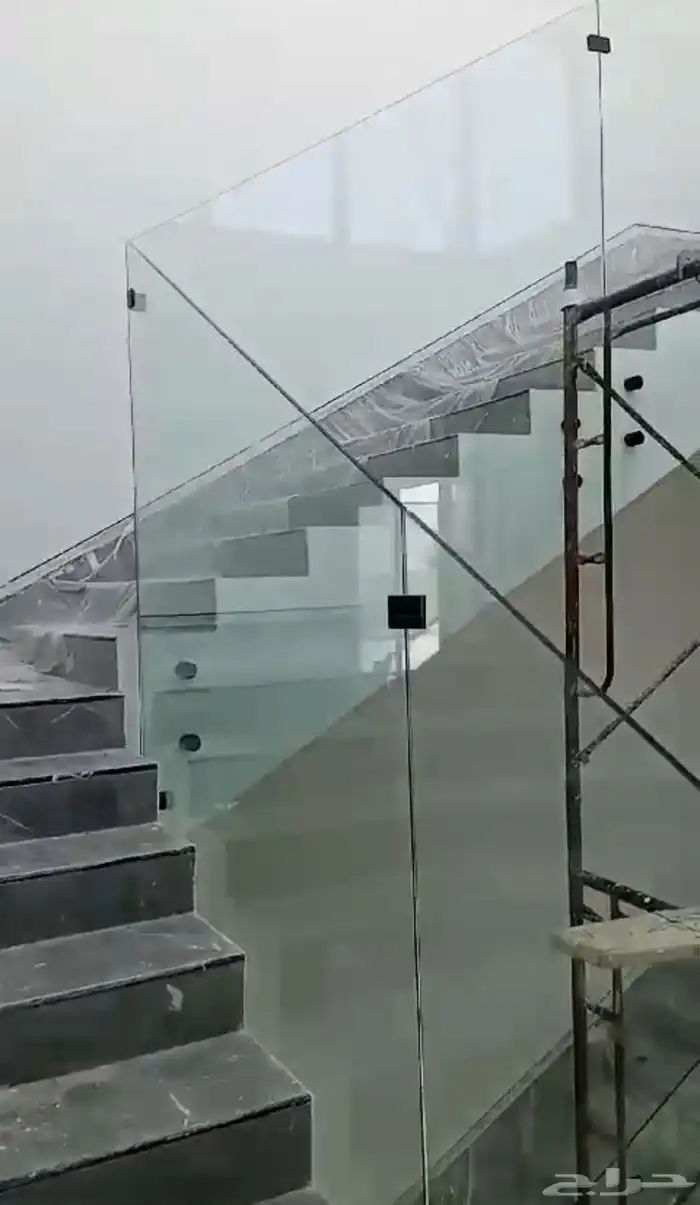 دربزين زجاجي 0