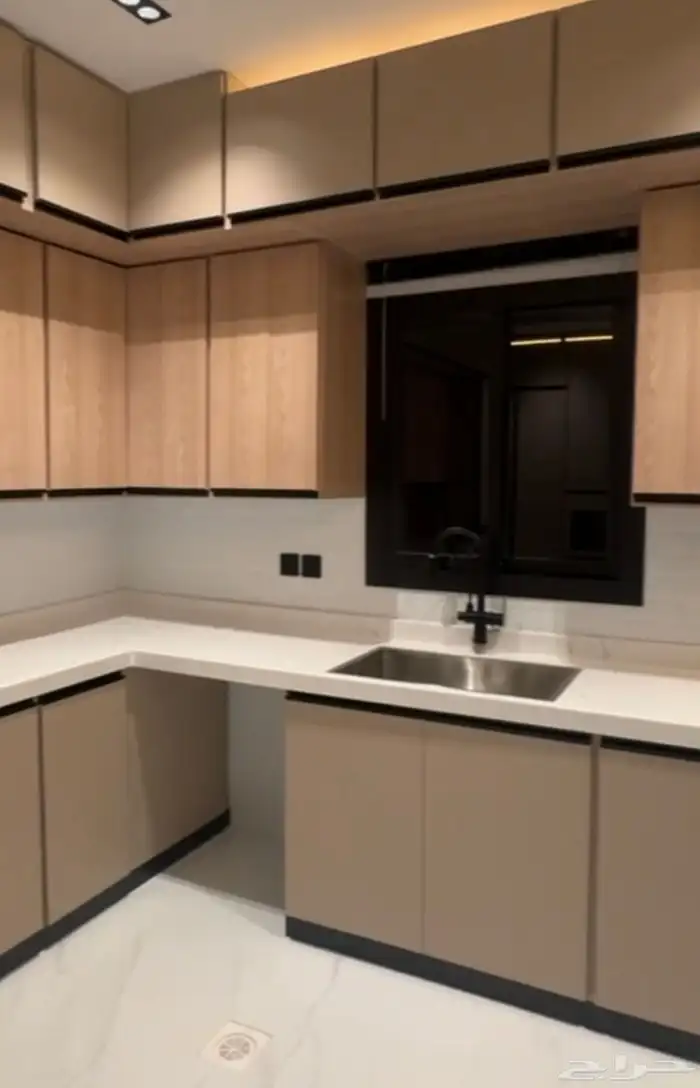 تفصيل دواليب مطابخ صاج المنيوم خشب 15