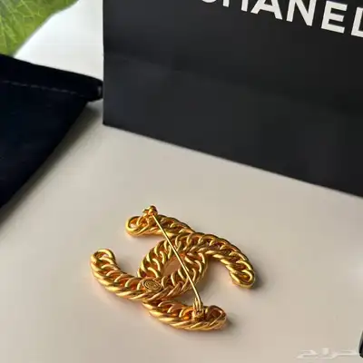 بروش شانيل 0