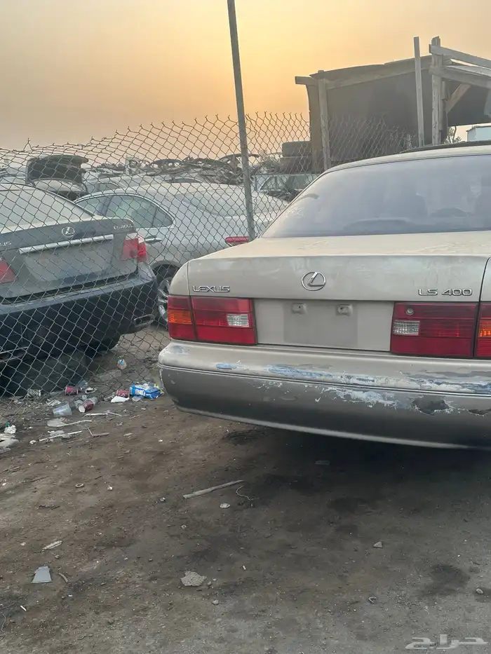 قطع غيار تشليح لكزس LS400 موديل 96 4