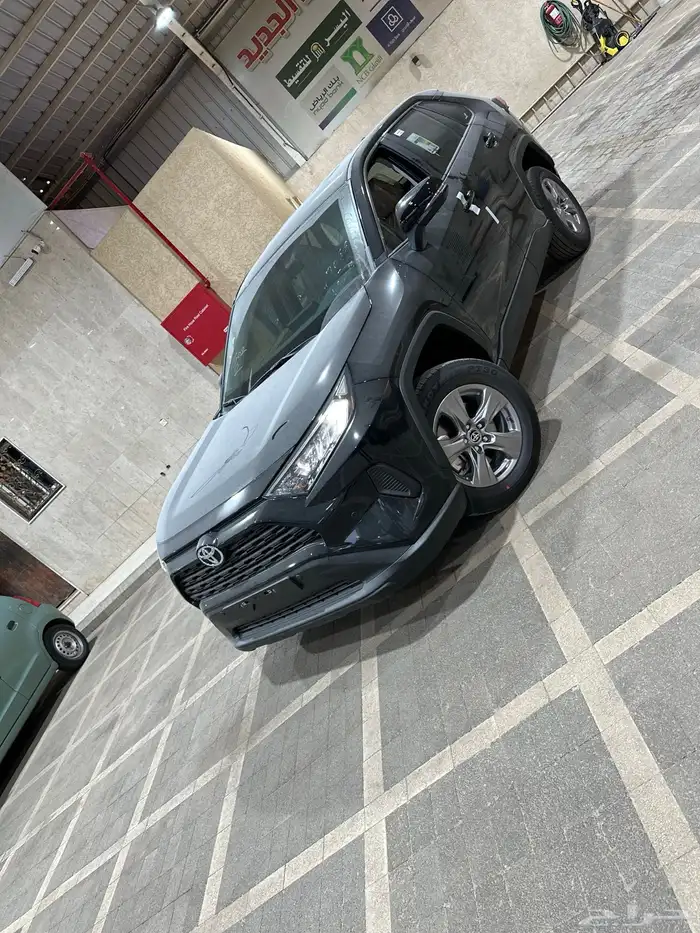 تويوتا راف فور ستاندر LE بنزين دفع رباعي 2024 2