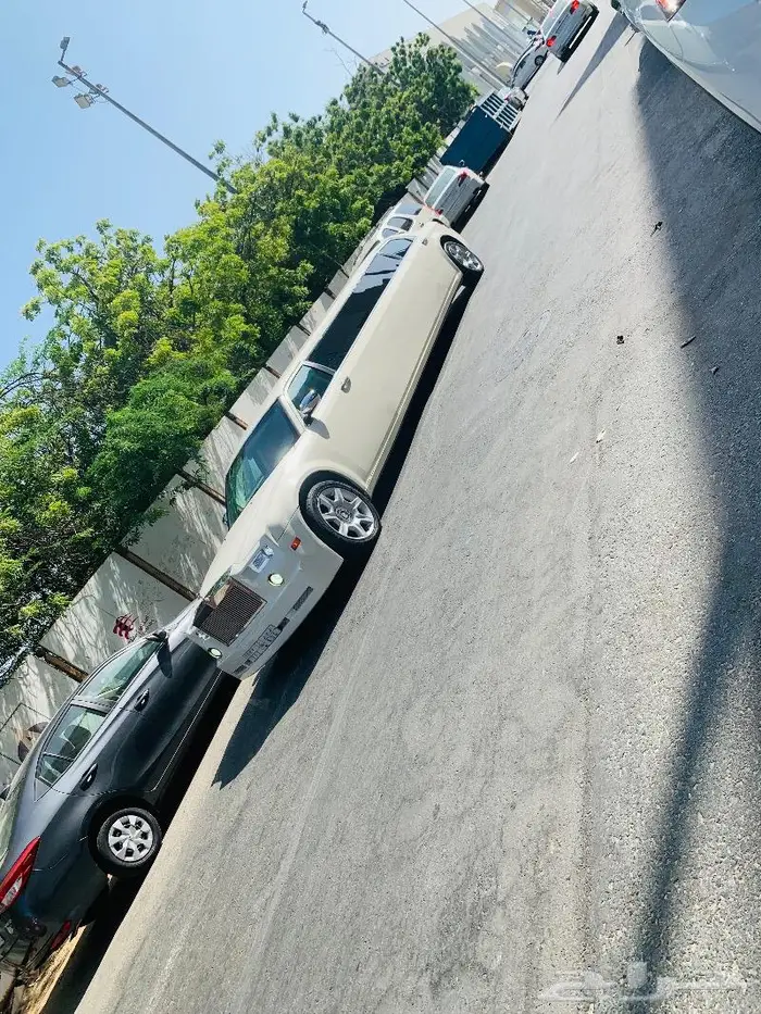 سيارات ليموزينات vip مميزة فخمة تخرج زواج مطار 82