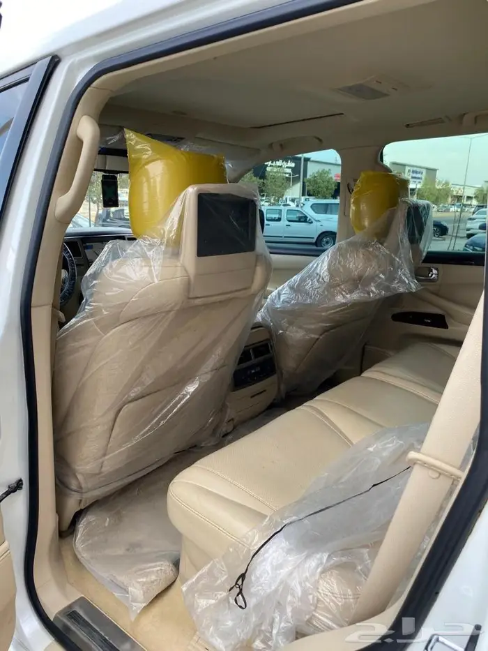 لكزس LX570موديل 2014 عداد 257 الف كم 11