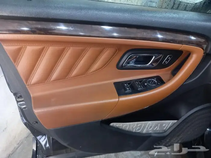 اصلاح وترميم الديكورات للسيارات 0