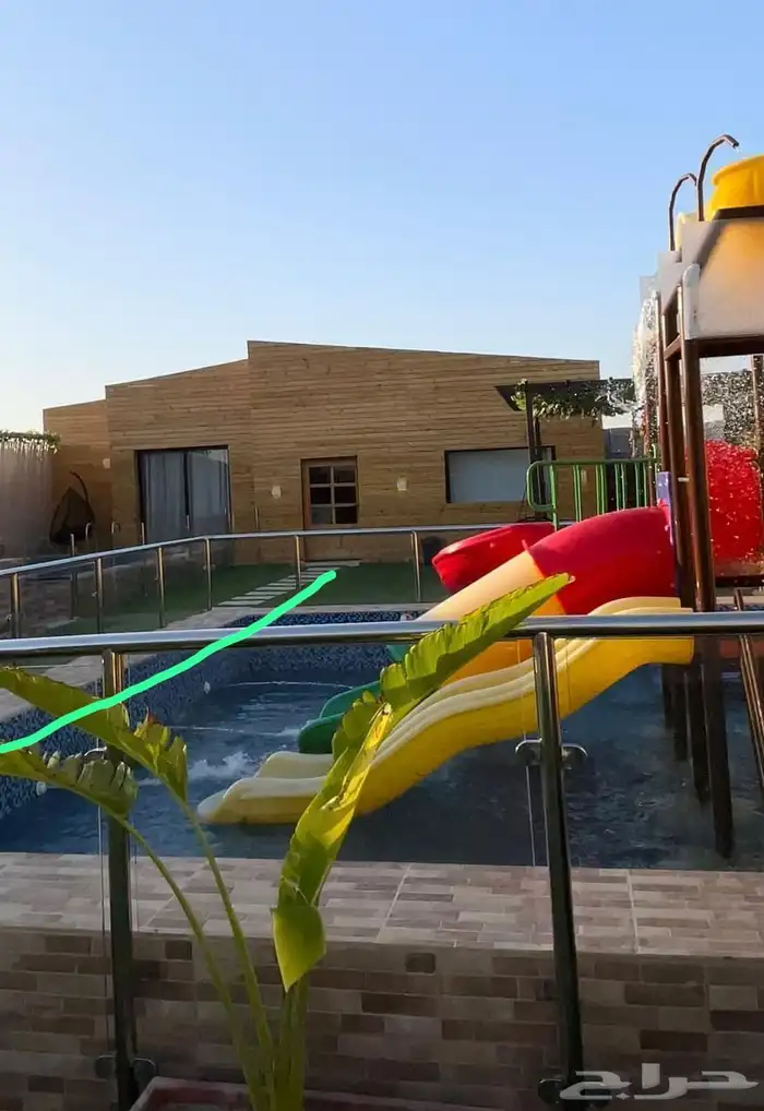 اكواخ ريفيه و شاليهات بالحرازات 1