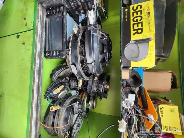 صيانه شاشات لكزس Lx - Es - Gs - is 6